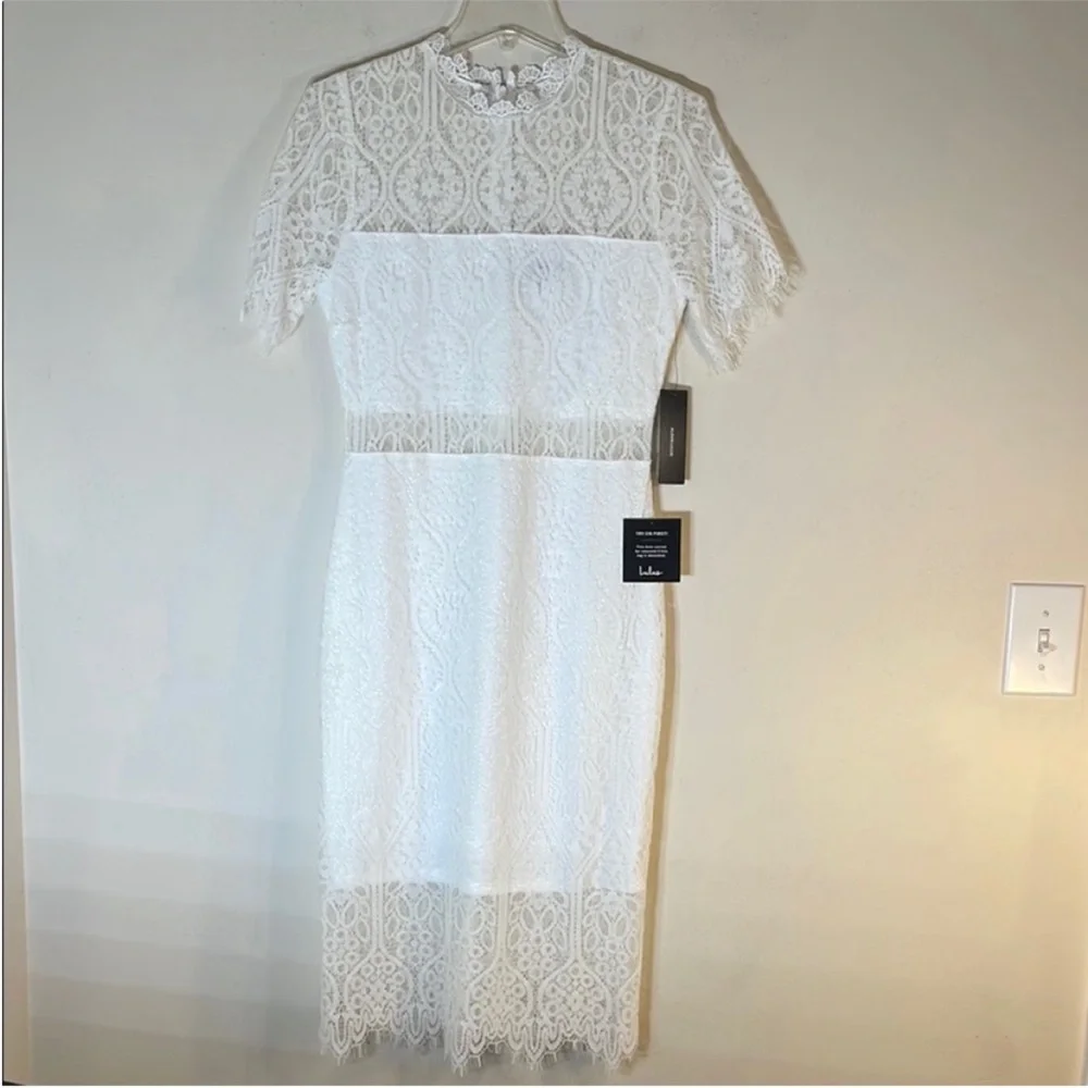 Lulu's Remarkable White Lace Midi Dress. Medium. NWT. - Picture 2 of 15
